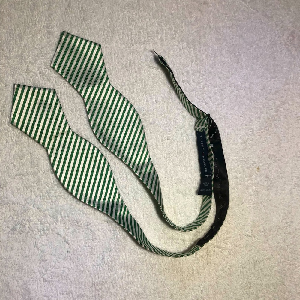 TommyHilfiger BowTie